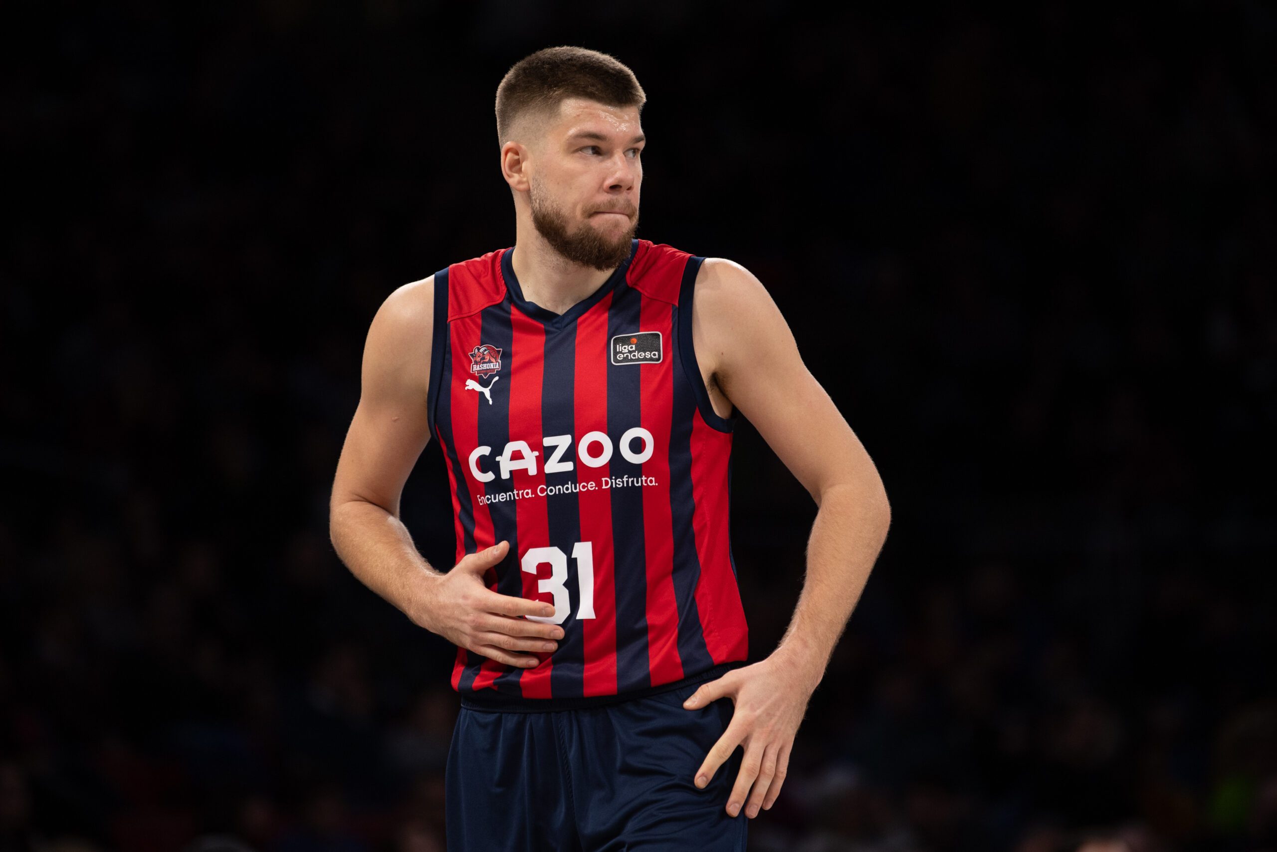 El Armani Milán inicia conversaciones con Rokas Giedraitis