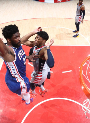 Embiid lidera a unos Sixers imparables (103-132) [3-0]