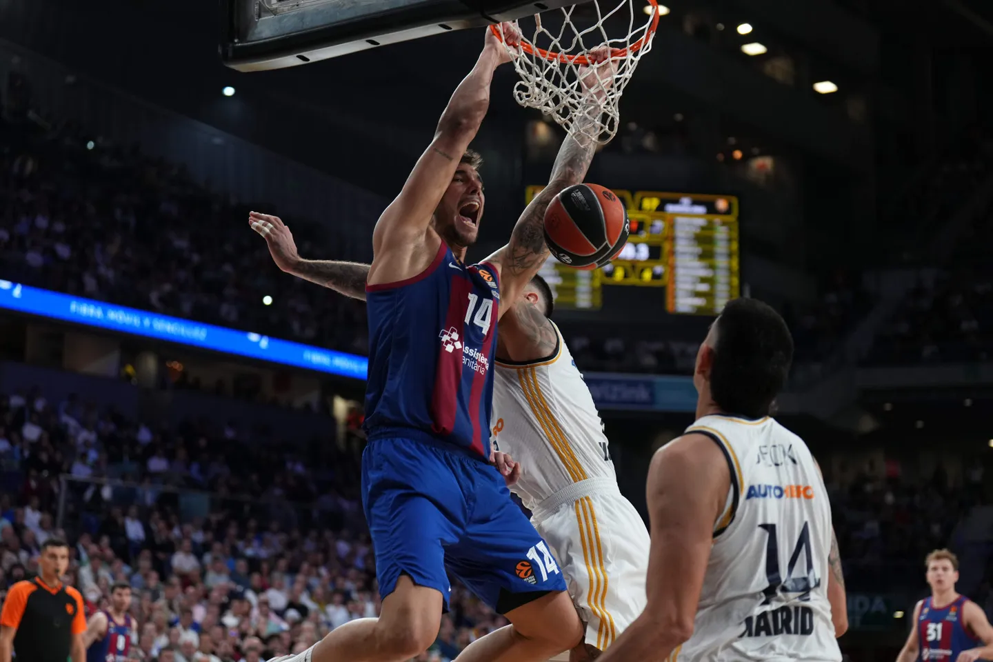 Barcelona y Baskonia podrían iniciar negociaciones por Willy Hernangómez
