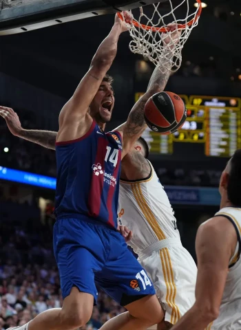Barcelona y Baskonia podrían iniciar negociaciones por Willy Hernangómez