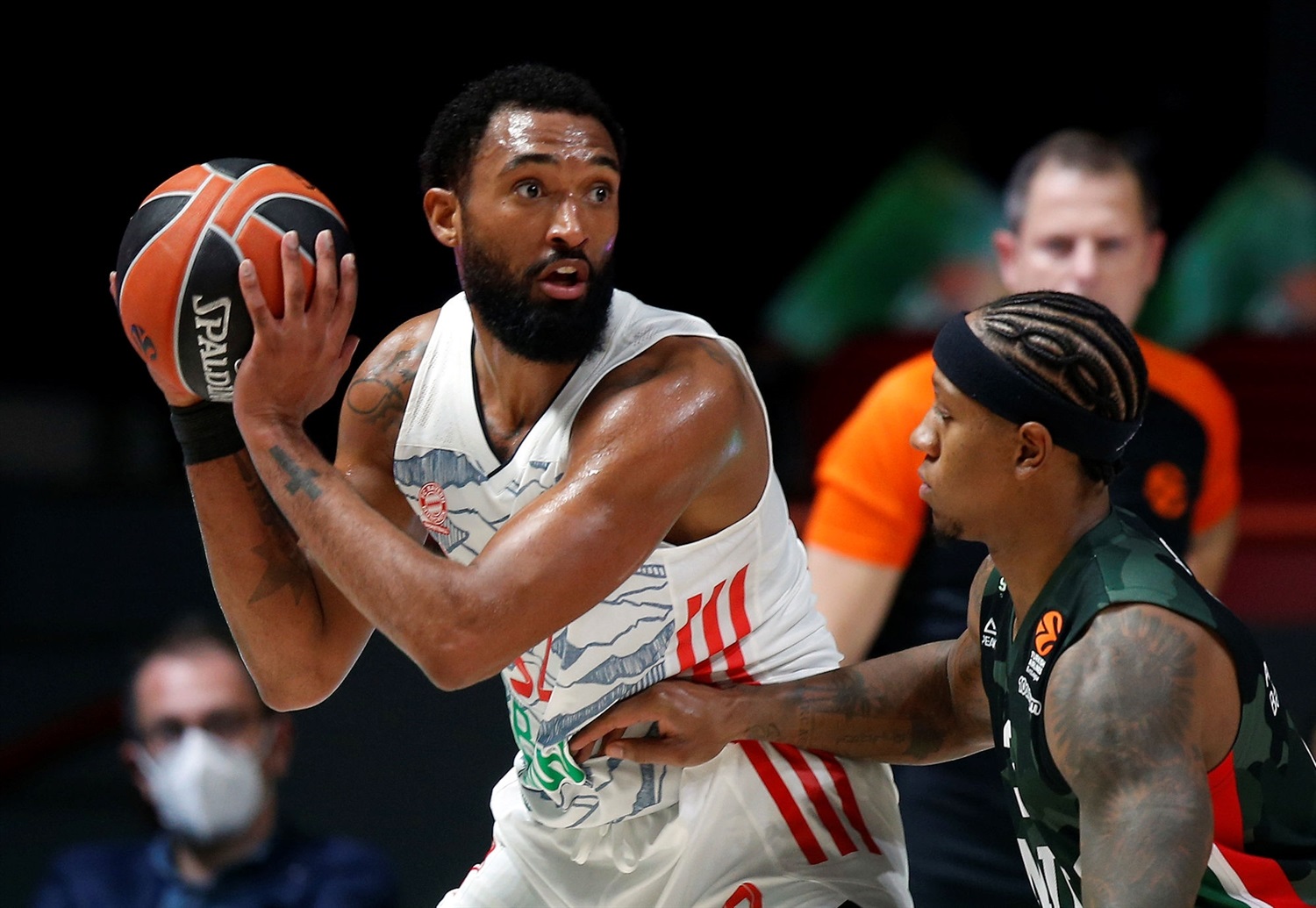 El Bayern Múnich negocia la renovación de Darrun Hilliard