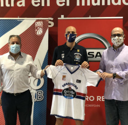 Albert Oliver: “Creo que tenemos un buen grupo, que jugamos en equipo y que podemos competir muy bien”
