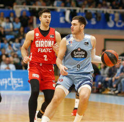 Victoria y average para el Río Breogán ante el Girona, 93-75