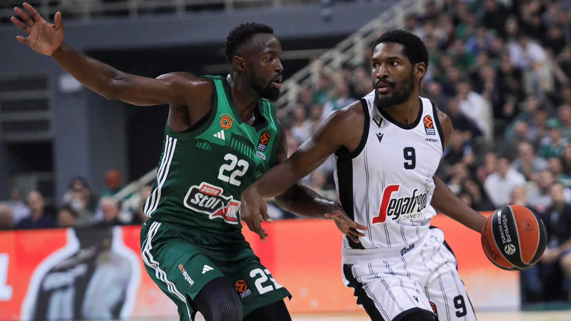 Mitoglou, con un sólido último cuarto, lleva a Panathinaikos a vencer a Virtus, 90-76
