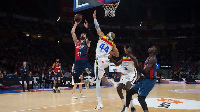 Baskonia viajará a Moscú con una victoria más (84-82)