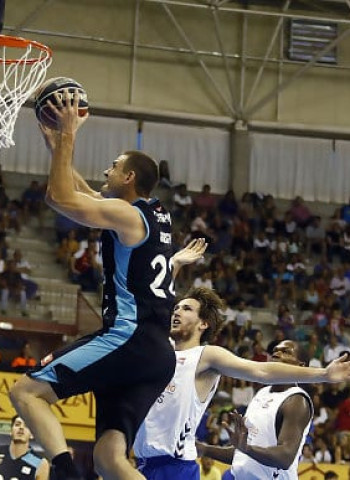 Movistar Estudiantes triunfa y se proclama campeón del Grupo A (89-83)