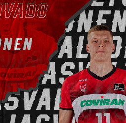 Elias Valtonen continuará en el Coviran Granada una temporada más
