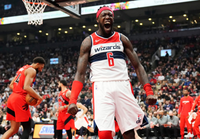 Los Charlotte Hornets reciben a Montrezl Harrell