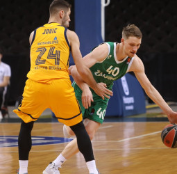 Lauvergne lidera la contundente victoria del Zalgiris sobre el Khimki (102-75)