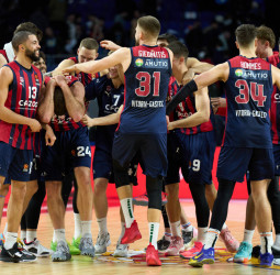 Cazoo Baskonia se lleva la victoria en Madrid con un impresionante final (81-85)