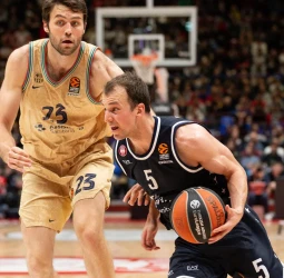 Se acaba la racha europea del Barcelona en Milán, 84-76