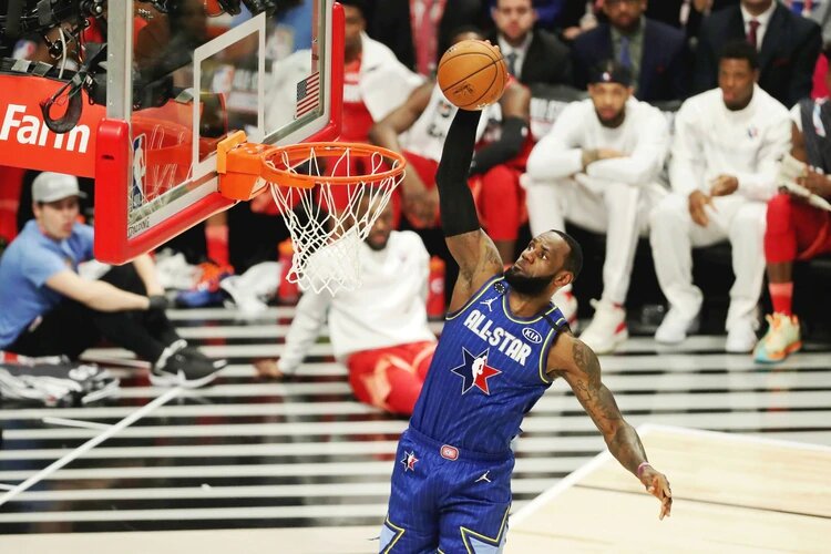 El Team LeBron se lleva un ajustado All-Star (157-155)