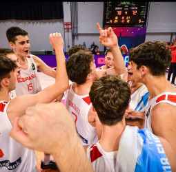 La U18 se impone ante Italia para ser primera en la fase de grupos del Eurobasket