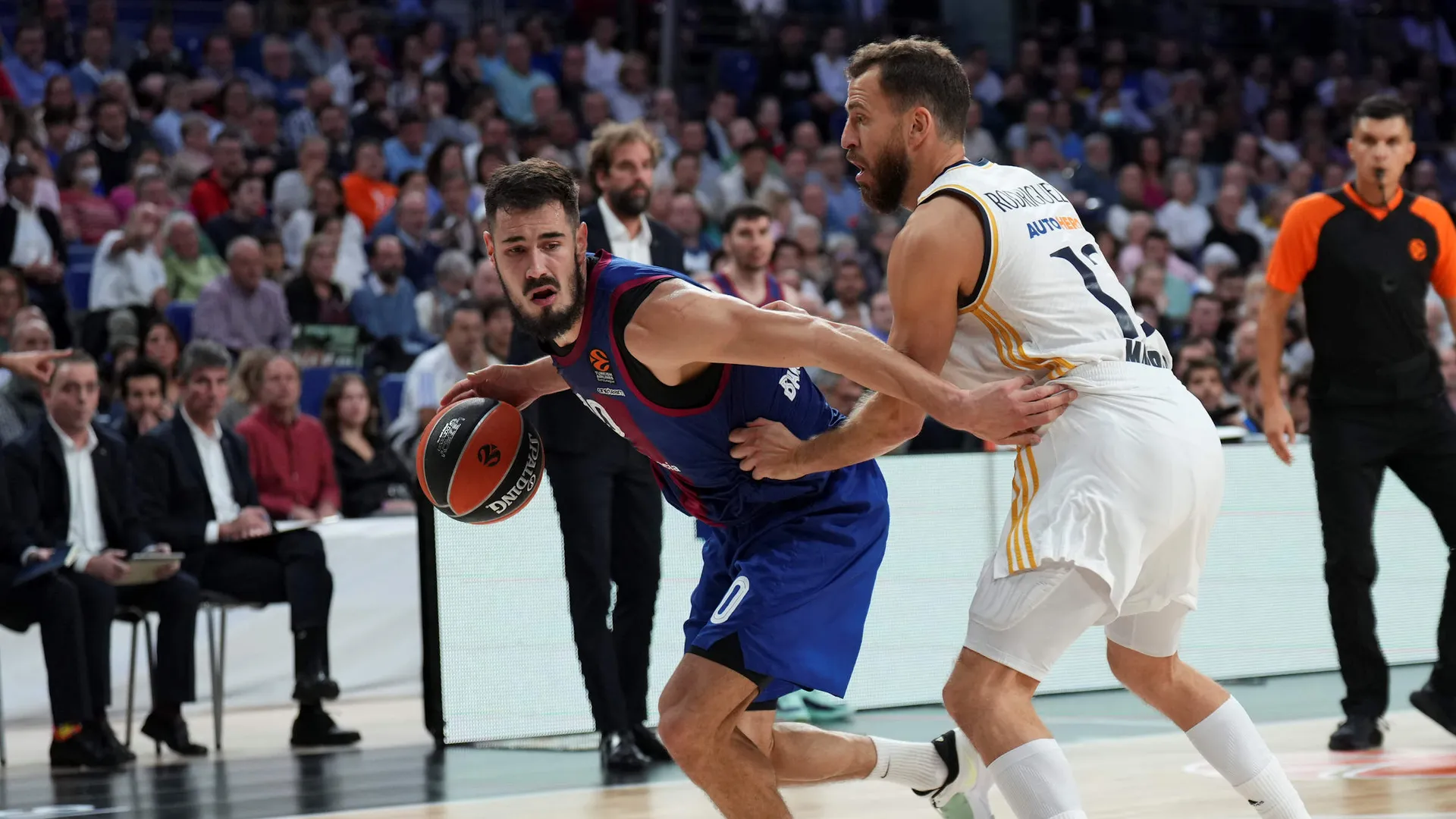 El Barcelona tendrá que recuperarse ante su archirival Real Madrid