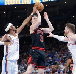 Los Thunder ganan por aplastamiento, 117-145