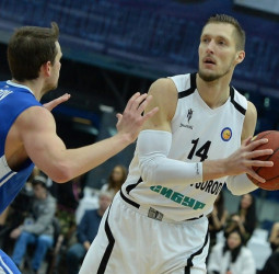 El ex Obradoiro Kaspars Berzins cambia el Nizhny Novgorod por el Zenit St. Petersburg