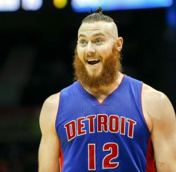 Los Boston Celtics llegan a un acuerdo con Aron Baynes