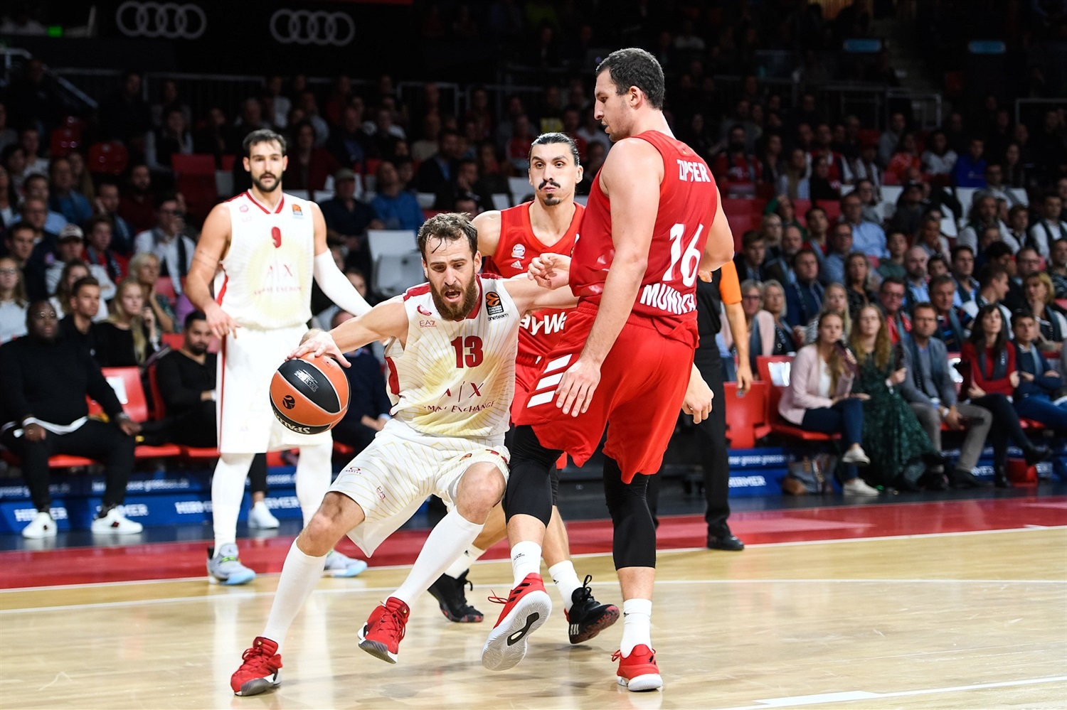 El Bayern Munich amarga el debut de Armani Milán (78-64)