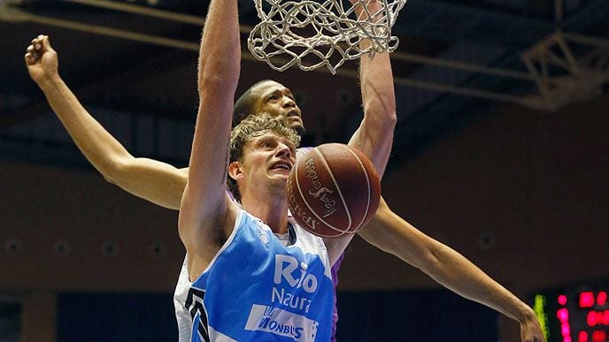 Tropiezo del Real Madrid ante el Obradoiro (90-83)
