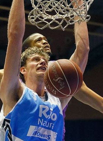 Tropiezo del Real Madrid ante el Obradoiro (90-83)