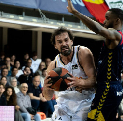 El Real Madrid reacciona ante el Morabanc Andorra, 70-89