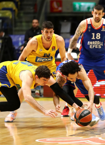 El Maccabi vence al hasta hoy intratable líder, Anadolu Efes (77-75)