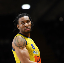 El Morabanc Andorra quiere traer de vuelta a Stanley Okoye