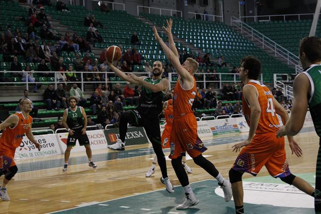 LEB Oro: El Cáceres 'deja' la jornada con cuatro líderes