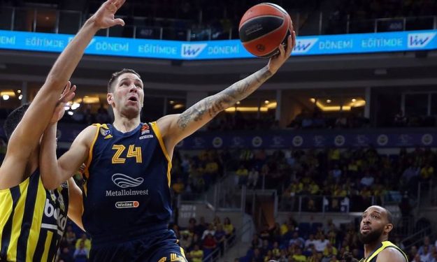 Stefan Jovic fichará por el Panathinaikos