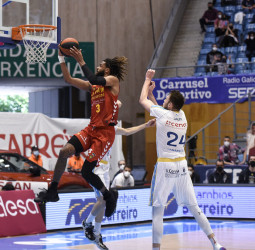 James Webb III se queda en el UCAM Murcia