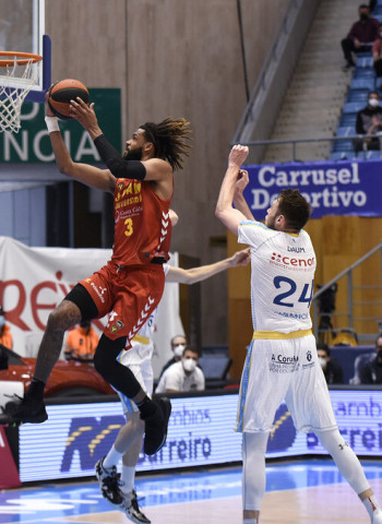 James Webb III se queda en el UCAM Murcia
