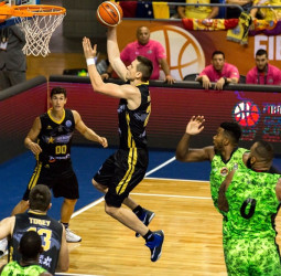 El Valencia Basket quiere a Mateusz Ponitka para la próxima temporada