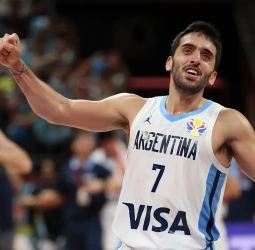 Facundo Campazzo, cerca del Armani Milán