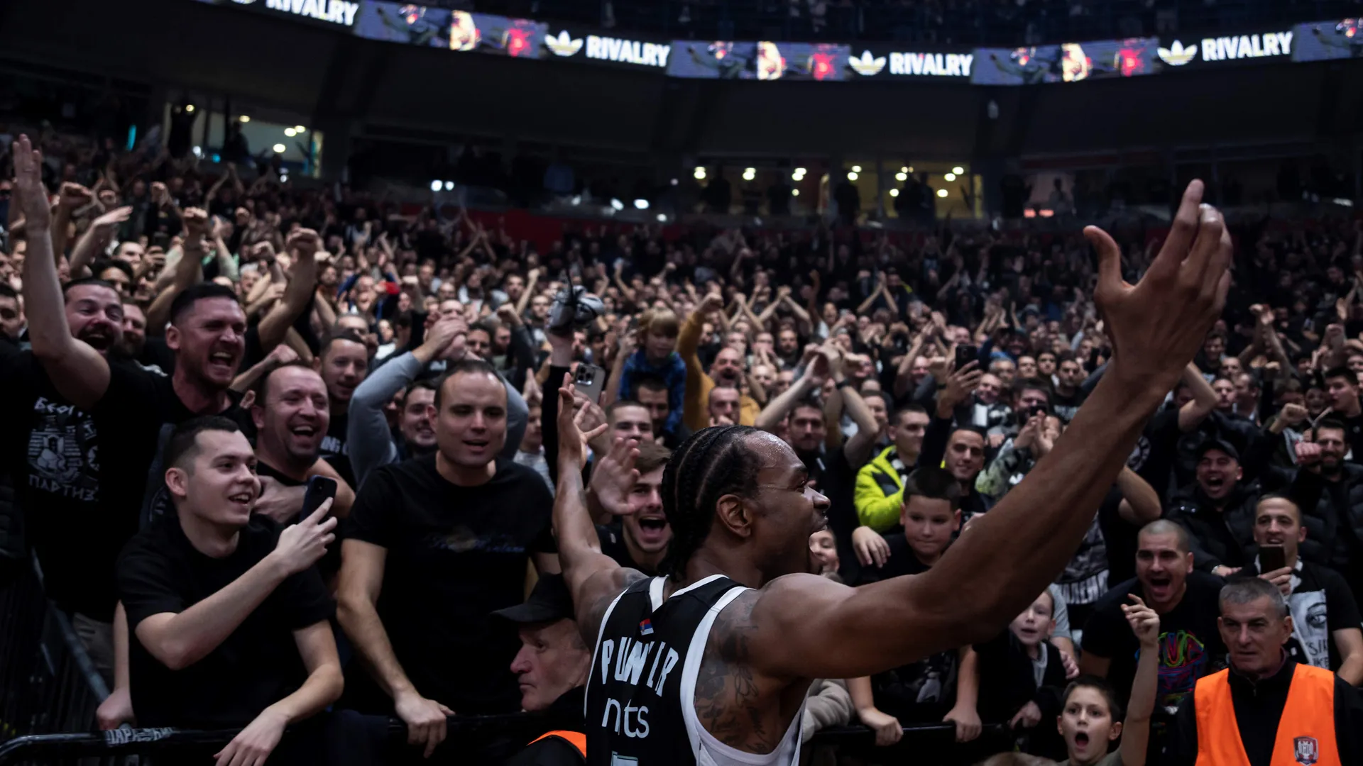 Partizan consigue una difícil victoria en el tiempo extra sobre el Mónaco, 89-85
