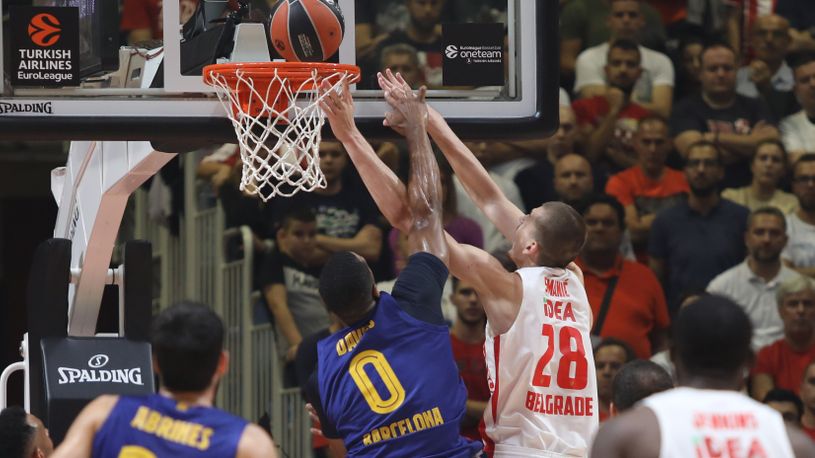 El Barcelona sigue con paso firme (65-73)
