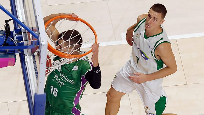 Arrollador Unicaja en el duelo andaluz ante Real Betis Energía Plus (99-71)