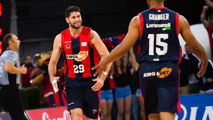 Espectáculo baskonista (86-61)