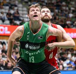 El Joventut se resarce ante el UCAM de una preocupante pretemporada, 91-76