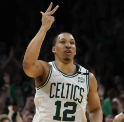 [4-3] Los Celtics avanzan a las finales de conferencia (109-81)
