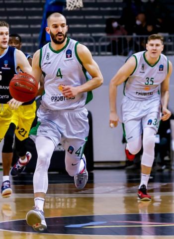 4 minutos para olvidar para el Joventut (72-71)