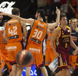 Van Rossom pone el 1-0 ante Herbalife Gran Canaria (71-56)