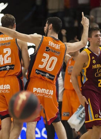 Van Rossom pone el 1-0 ante Herbalife Gran Canaria (71-56)