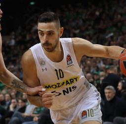 El Panathinaikos trabaja la vuelta de Ioannis Papapetrou