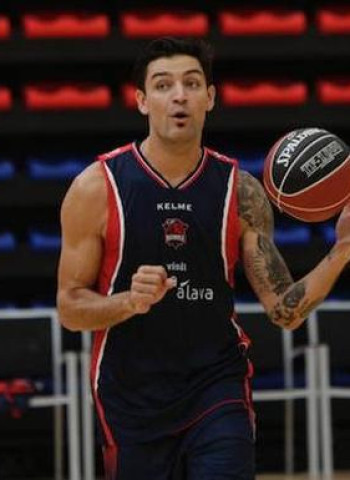 Carlos Delfino comenzará la temporada en el Baskonia