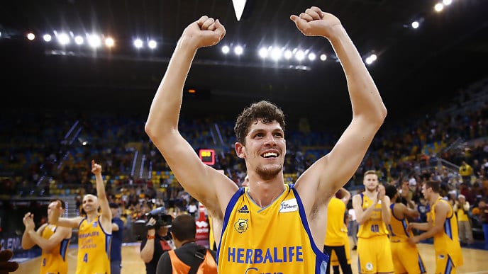 El Herbalife Gran Canaria fuerza el tercer partido (97-70)