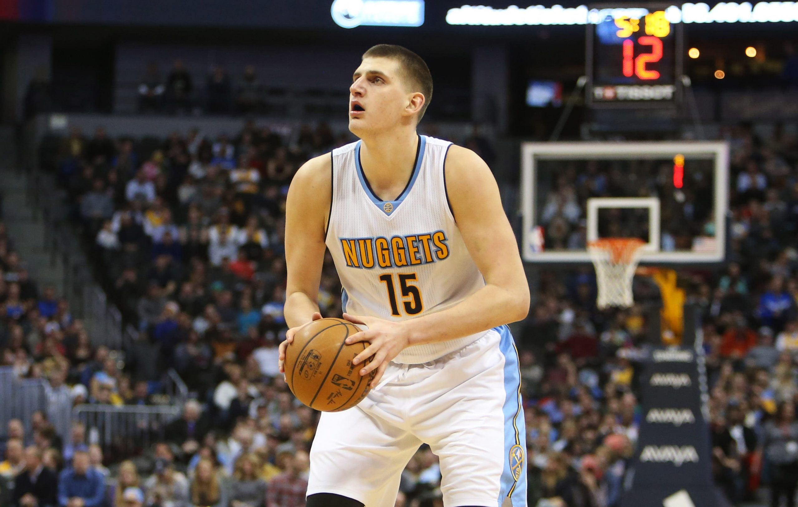 Tobias Harris y Nikola Jokic, jugadores de la semana NBA