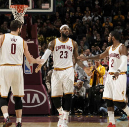 Los Cavaliers se ponen (3-0)
