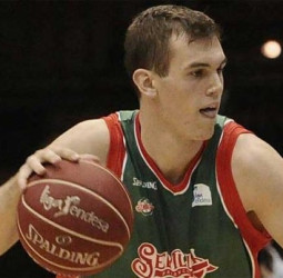Nikola Radicevic ficha por el Estrella Roja