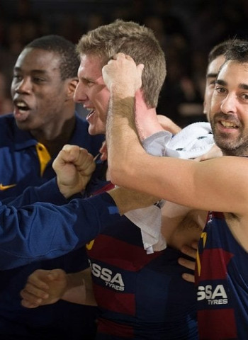 Doellman, Perperoglou, Munford, Oleson y Renfroe cogerán la puerta de salida del Barcelona