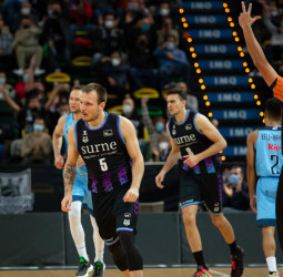 Rafa Luz lidera una victoria vital del Bilbao Basket (83-75)